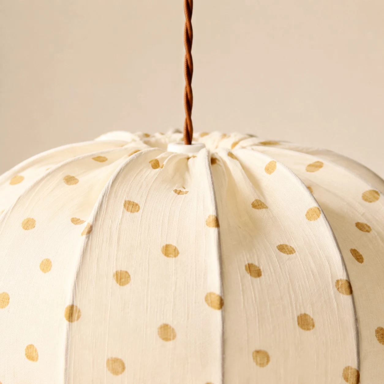 Polka dot pendant view 7