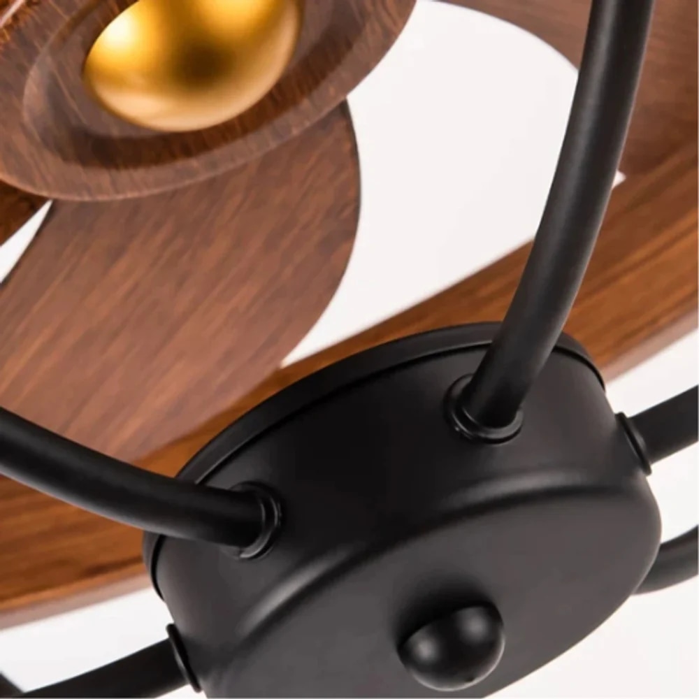 detail center hub