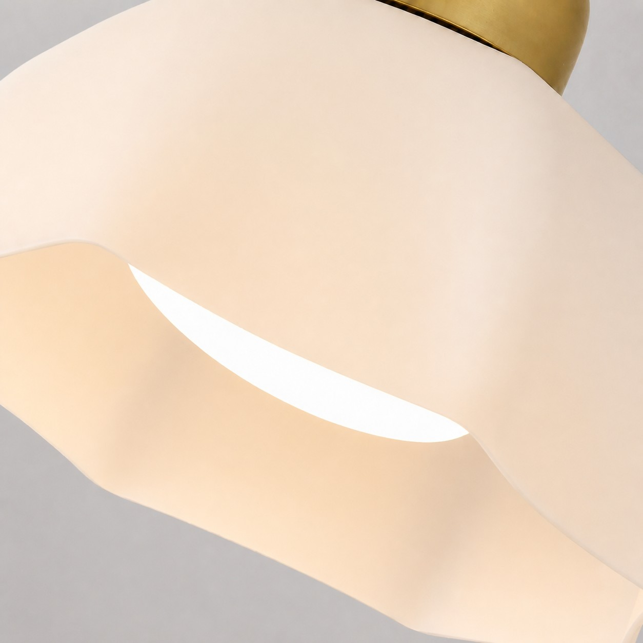 Milk glass shade edge and soft diffusion detail