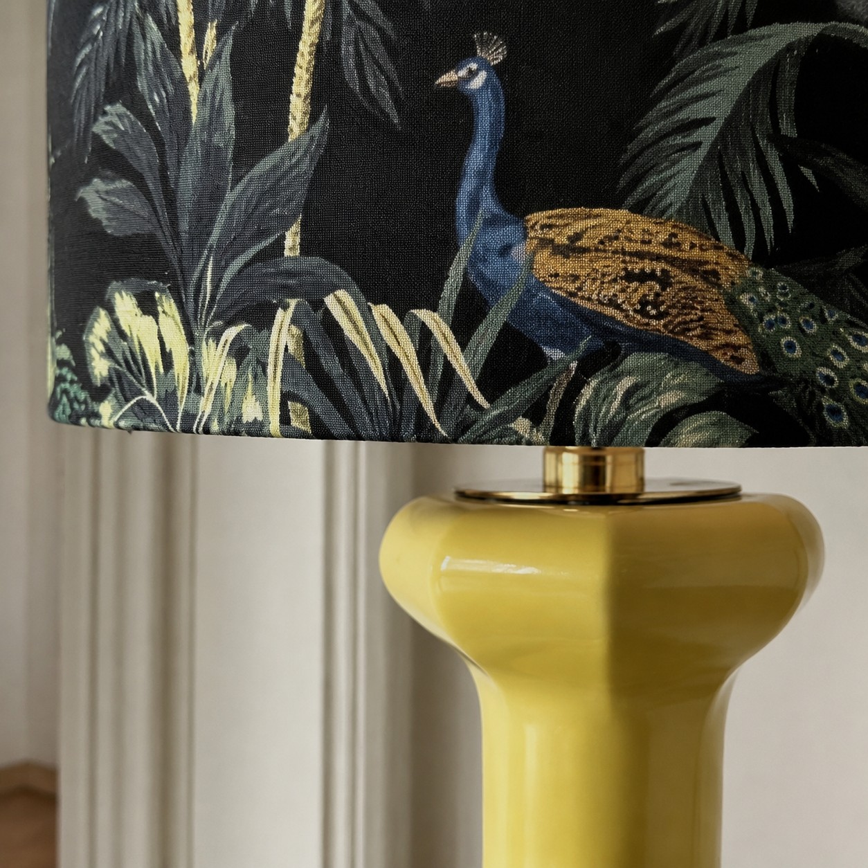 Peacock shade and ceramic neck detail