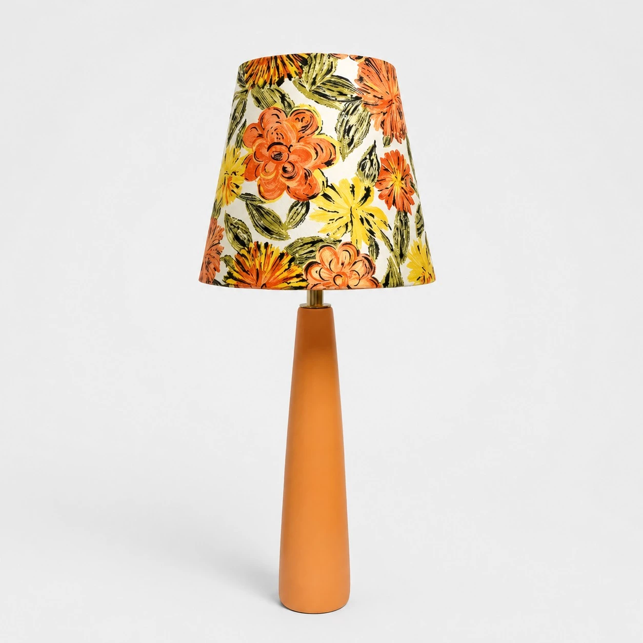 Art Floral Liberty fabric ceramic table lamp front view
