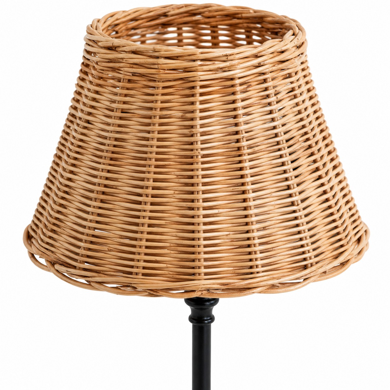 Natural woven rattan shade detail