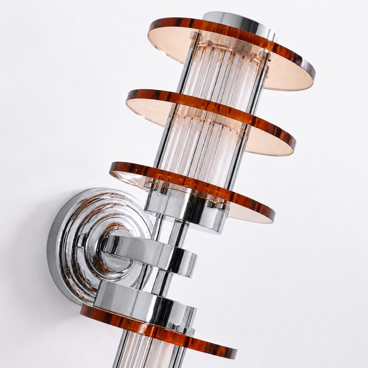 Vertical Bauhaus wall lamp amber acrylic and chrome square detail